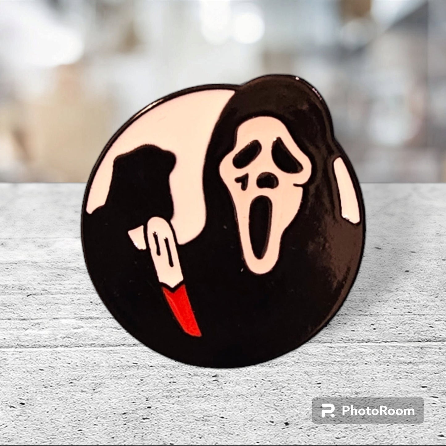 Ghostface Inspired Pin, Scream Inspired Pin, Scary Movie Inspired Pin, Horror Movie Inspired Pin, Horror Film Inspired Pin